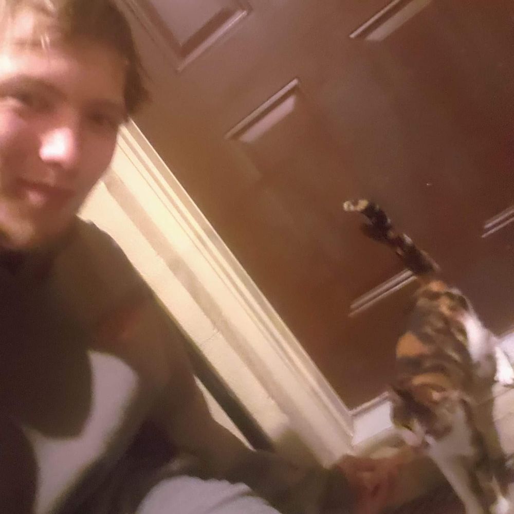 Meet your Posher, Justin